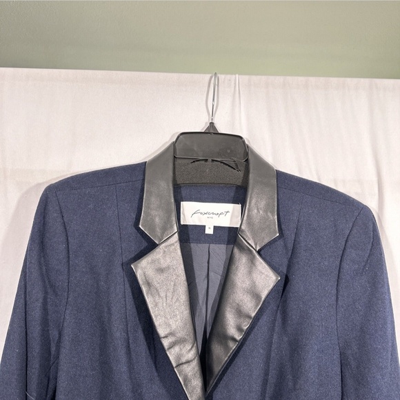 NEW $138 Foxcroft [ 16 ] Wool Faux Leather Trim Two-Button Blazer in Navy‎ - Picture 7 of 15
